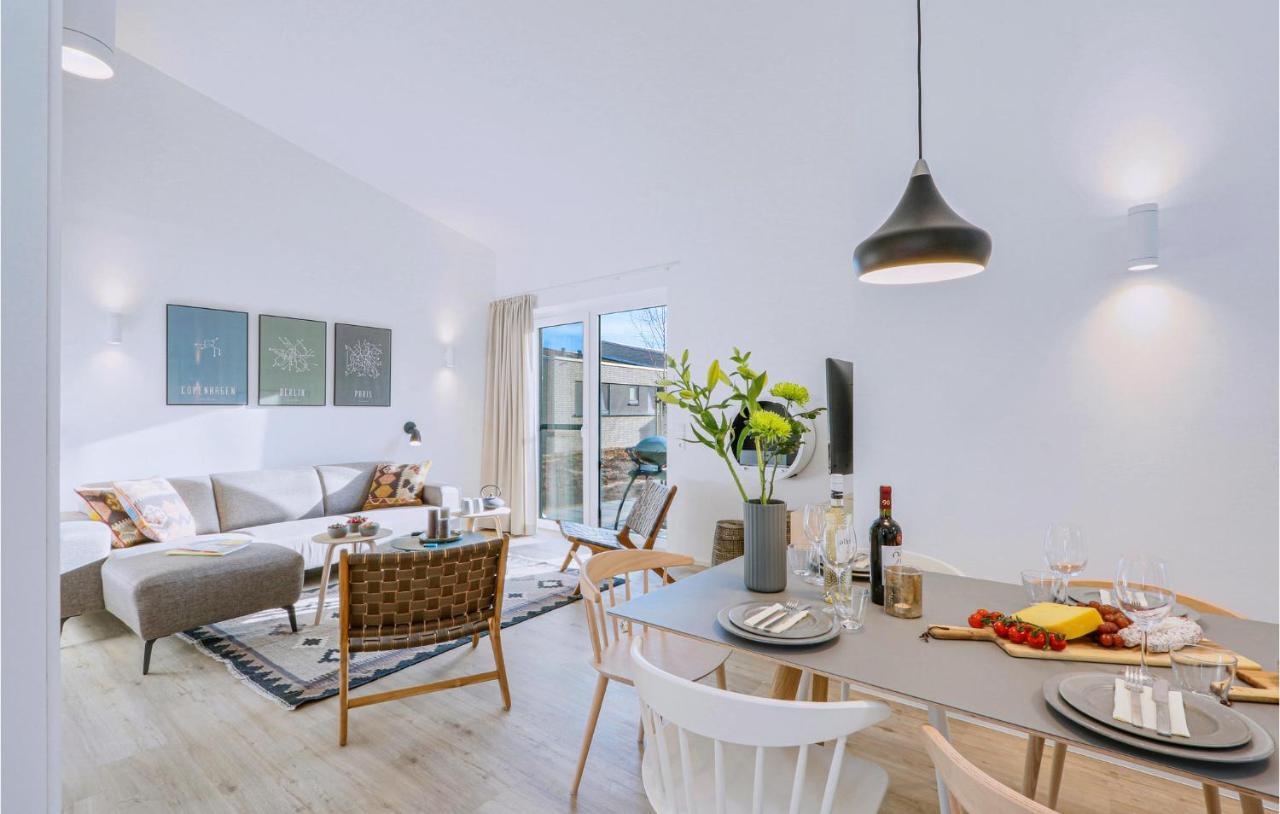 3 Bedroom Awesome Home In Lembruch-Duemmer See Buitenkant foto